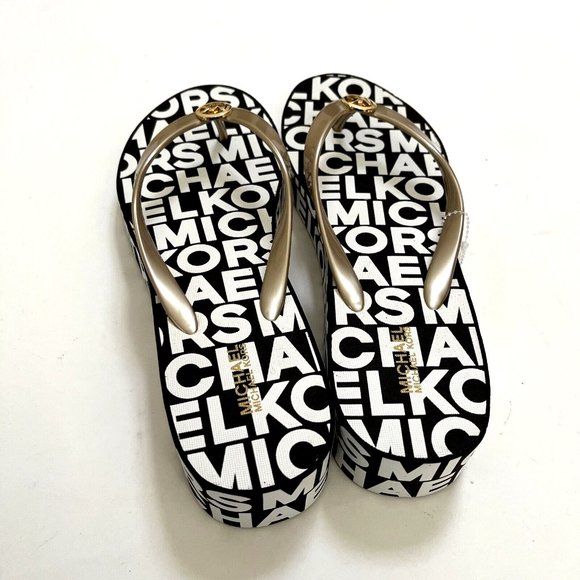 NWOB MICHAEL KORS Graphic Flip-Flop Wedge Sandals Slide On Thong Signature B&W - Picture 5 of 8
